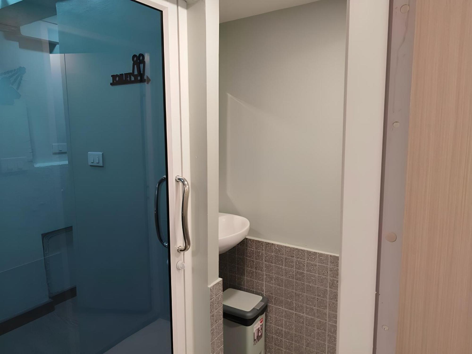Lub Nai Hostel Patong Εξωτερικό φωτογραφία